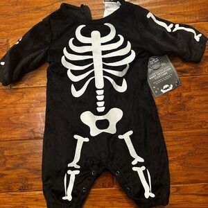 Pottery Barn Kids Glow-in-the dark Skeleton Costume or PJs